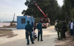 Chặn đường ra vào bến thủy ở Bắc Giang: Cưỡng chế container đặt trái phép