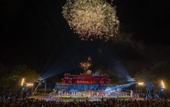 Huế đón lượng khách “khủng” ngày đầu Tuần lễ cao điểm Festival 2022