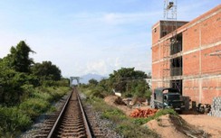 Ninh Thuận: Nhan nhản vi phạm hành lang an toàn đường sắt