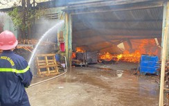 Nắng nóng, liên tiếp 2 vụ cháy dữ dội ở một KCN tại Bình Định