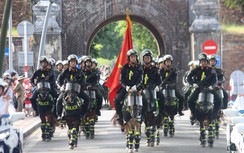 Cận cảnh đội kỵ binh lần đầu xuất hiện trên những cung đường ở Huế
