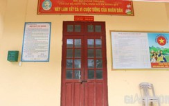 Hai UBND xã ở Lào Cai đóng cửa vì... đi họp