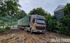 CSGT đuổi 20km bắt giữ tài xế chở quá tải cố tình chạy trốn ở Tuyên Quang