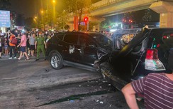 Xe SantaFe tông loạt xe máy ở Hà Nội: 1 người chết, nhiều người bị thương