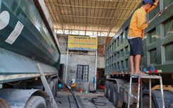 Thừa Thiên-Huế: Xe tải xếp hàng cắt thành thùng, nhiều tuyến đường bình yên