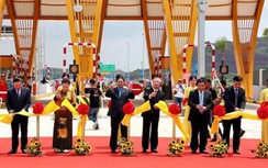 Thủ tướng Chính phủ cắt băng khánh thành cao tốc Vân Đồn-Móng Cái
