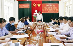 Cách chức vụ trong Đảng của Giám đốc Trung tâm phát triển quỹ đất Khánh Hòa
