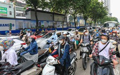 Hà Nội: Cận cảnh tắc đường trước dự án Handico Complex
