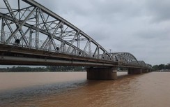 Huế: Tăng lưu lượng điều tiết hồ Tả Trạch, cảnh báo lũ trên sông Hương