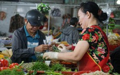 Rau quả ở Đà Nẵng đồng loạt tăng giá sau mưa lũ lịch sử