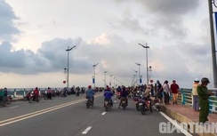 Thanh niên ở Quảng Ngãi bỏ lại ví, điện thoại, xe máy nhảy cầu tự vẫn