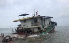 Tàu chìm vì đâm vào bờ kè, 5 thuyền viên được cứu nạn an toàn