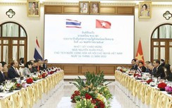 Chủ tịch nước Nguyễn Xuân Phúc hội đàm với Thủ tướng Thái Lan