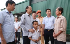 Lãnh đạo tỉnh Hà Tĩnh thăm hỏi gia đình nạn nhân tử vong do TNGT