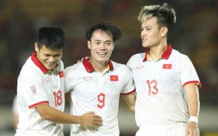 Đội tuyển Việt Nam tiếp tục cho Thái Lan “hít khói” trên bảng xếp hạng FIFA