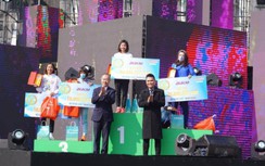 Cô gái vàng Nguyễn Thị Oanh về nhất ở giải chạy đầu tiên trong năm 2023