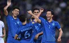 Đánh bại Campuchia, Thái Lan vào bán kết AFF Cup với ngôi đầu bảng