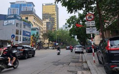 Hà Nội nói về việc rà soát, dỡ bỏ biển cấm taxi trên 11 tuyến phố