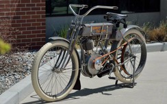 Mô tô cổ Harley-Davidson Strap Tank 1908 có giá bán hơn 22 tỷ đồng