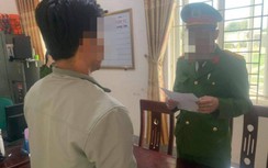 Bắt tạm giam thầy giáo ở Nghệ An dâm ô với học sinh