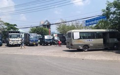 Nhiều tài xế ở TP.HCM mang ô tô xuống Tiền Giang, Long An đăng kiểm