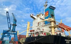 "Ngóng" chính sách hỗ trợ, "hút" tàu container vào cảng Cửa Lò