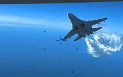 Mỹ tung video khoảnh khắc tiêm kích Nga xả dầu chặn đường UAV Mỹ