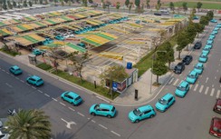 Hãng Lado Taxi thuê mua thêm 540 xe điện VinFast