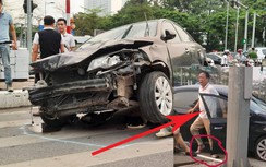 Tai nạn ô tô tông 17 xe máy ở Hà Nội: Vì sao tài xế không đi ra từ ghế lái?