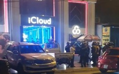 Phong tỏa quán bar club iCloud trong đêm, hàng trăm dân chơi bị test ma túy