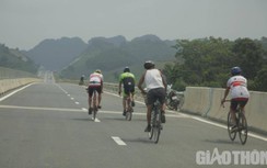 Nhà thầu cảnh báo không đi xe đạp, xe máy vào cao tốc Mai Sơn - QL45