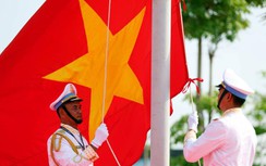 Xúc động giây phút quốc kỳ Việt Nam tung bay tại SEA Games 32