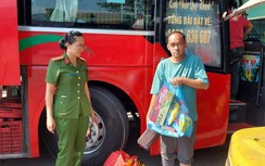 Thanh niên câm điếc đi lạc gần 1.000km được công an Quảng Ngãi đưa về nhà