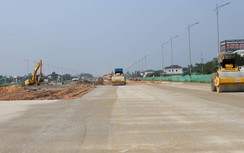 Chùm ảnh: Khẩn trương thi công dự án đường nối Vinh - Cửa Lò