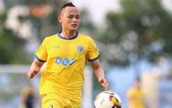 HLV Troussier gọi "dị nhân" V-League vào đội tuyển Việt Nam