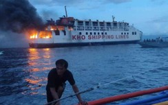 Cháy phà chở 120 người tại Philippines