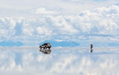 Video: Chiêm ngưỡng vẻ đẹp kỳ ảo của cánh đồng muối lớn nhất hành tinh