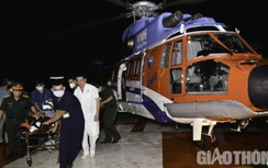 Dùng trực thăng đưa ngư dân bị đột quỵ từ Trường Sa về đất liền điều trị