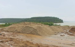 Bắt giữ nhóm người trộm cát ở vùng lòng hồ Sê San mang về Gia Lai bán