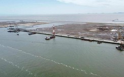 Cân nhắc đầu tư 4 bến cảng mới tại Lạch Huyện