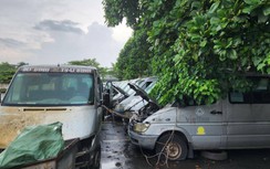 Xót xa hơn 20 chiếc xe nằm "ăn vạ" tại bến xe khách ở Thái Bình