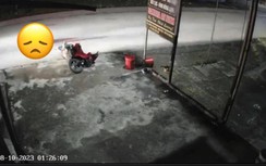 Vụ thanh niên nằm giữa đường bị xe khách cán, camera 25 giây trước thảm họa