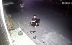 Góc camera khác vụ người đàn ông bị đâm tử vong khi ngồi hóng mát bên đường