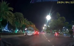 Bình Định: Truy tìm ô tô tông trúng xe máy khiến 1 người bị thương