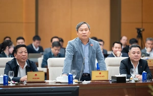 Đề xuất cơ chế đầu tư công khẩn cấp xử lý ùn tắc, ô nhiễm tại Hà Nội