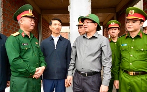 Phó Thủ tướng Hồ Quốc Dũng kiểm tra "chiến dịch Quang Trung" tại Gia Lai