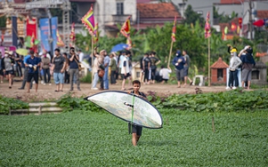 Độc đáo lễ hội thả diều làng Bá Dương Nội