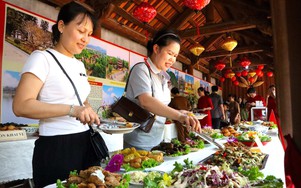 Mới lạ tiệc buffet chay tại chùa Côn Sơn