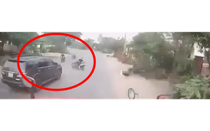 Ô tô cố vượt xe tải, đâm trực diện vào nhóm người xe máy rồi thản nhiên bỏ đi