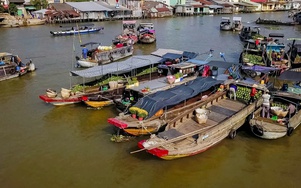 Hối hả chợ nổi miền Tây ngày giáp Tết Ất Tỵ